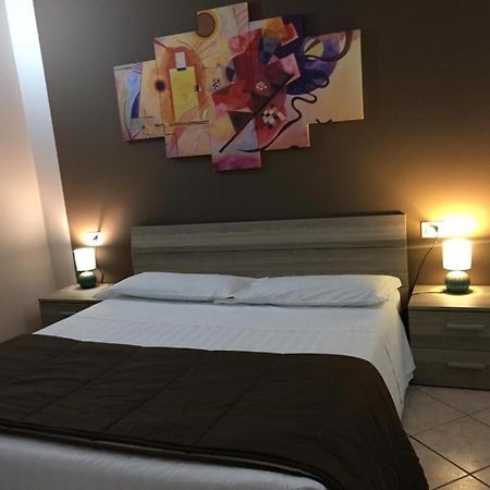 Camera B&B Hotel Parma Ngoại thất bức ảnh