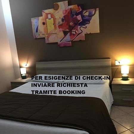Camera B&B Hotel Parma Ngoại thất bức ảnh